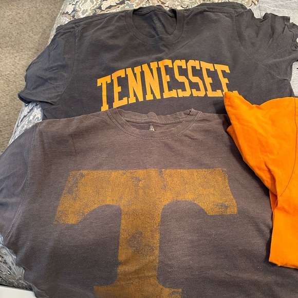 Tennessee Shirt Lot - Picture 2 of 4